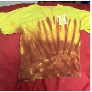 HUF tshirt